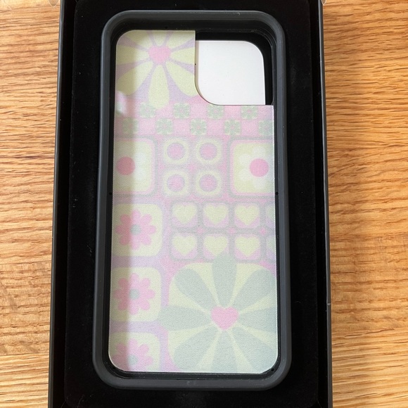 Wildflower iPhone 13 Case - Picture 4 of 4